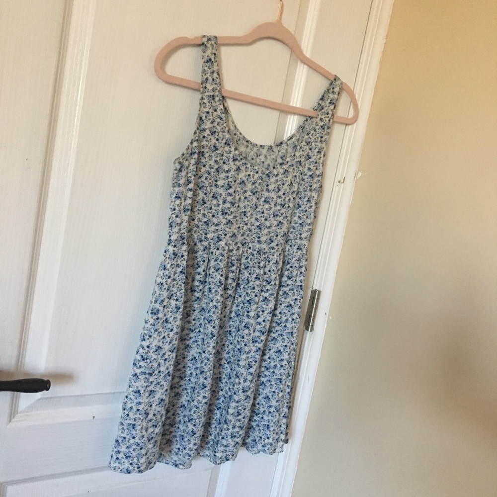 White and blue floral shirt dress sexy cute